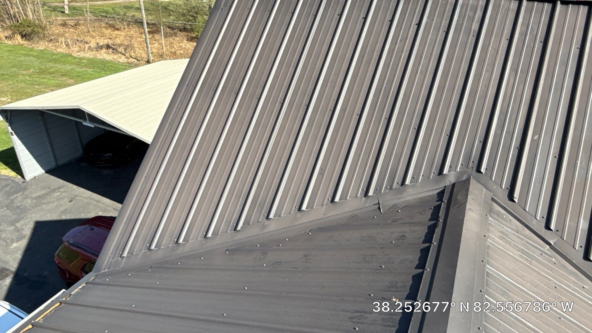 Experienced roofing team